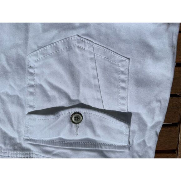 Supplies by Unionbay Women's High Waisted White Shorts Size 10 Casual - Picture 5 of 9